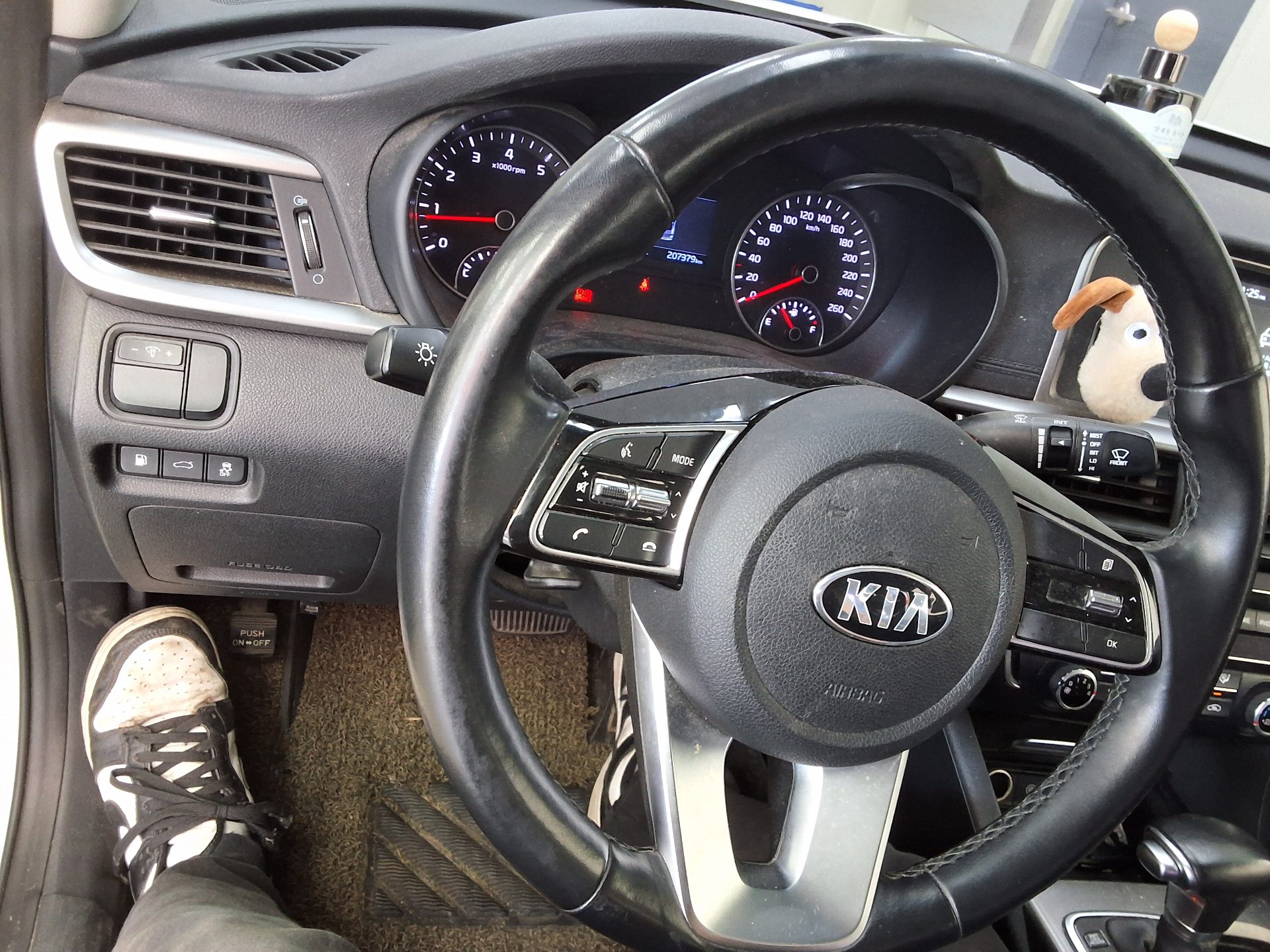 2020 - kia k5