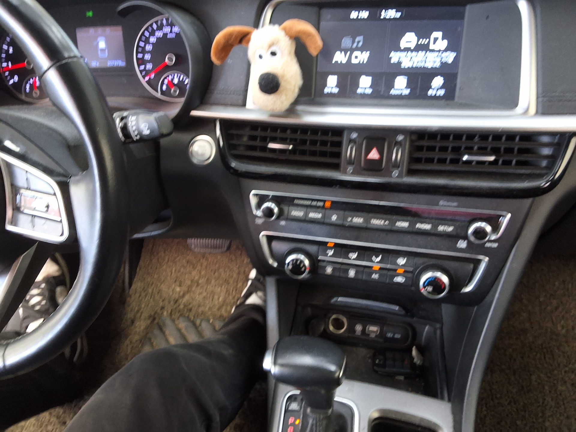 2020 - kia k5