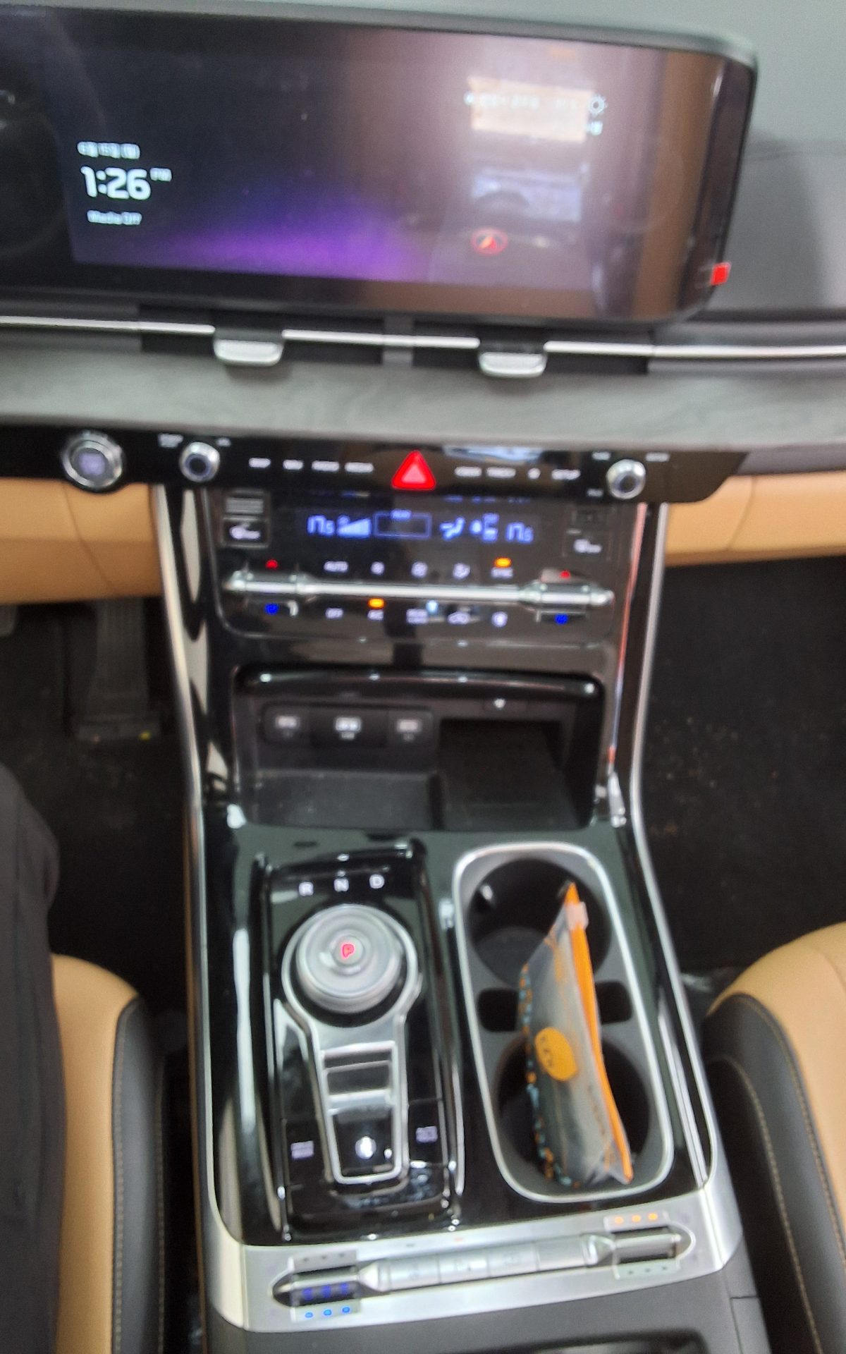 2023 - kia carnival