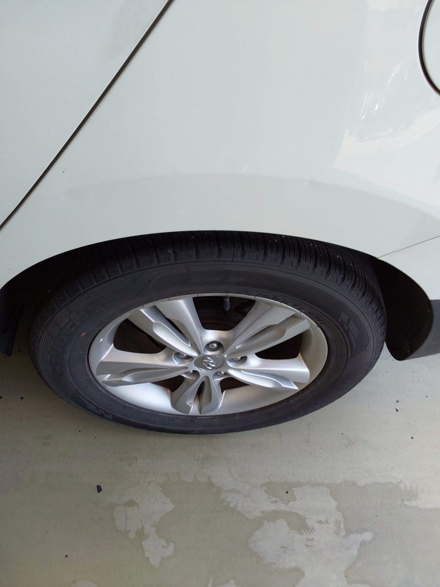 2010 - hyundai tucson