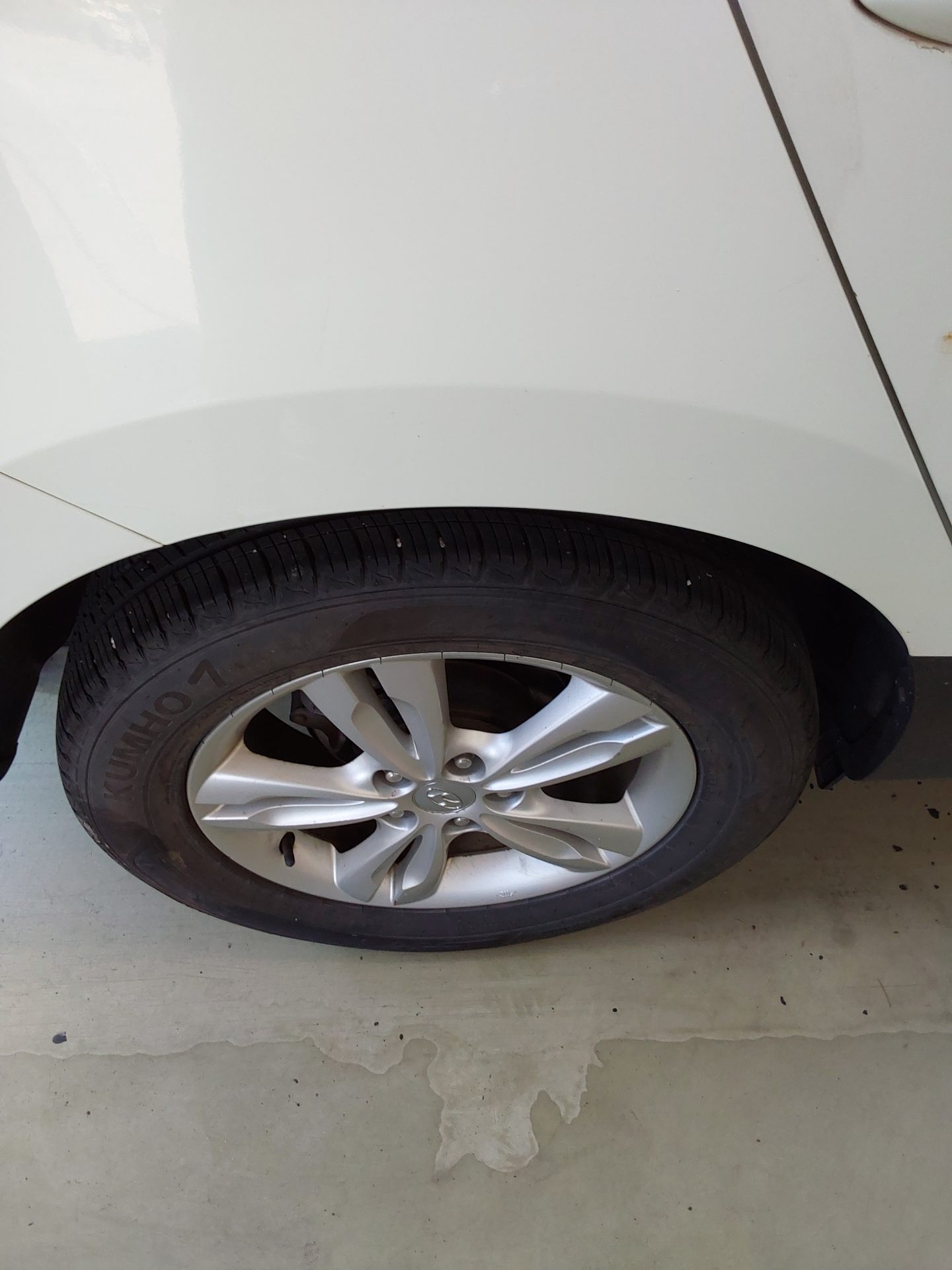 2010 - hyundai tucson