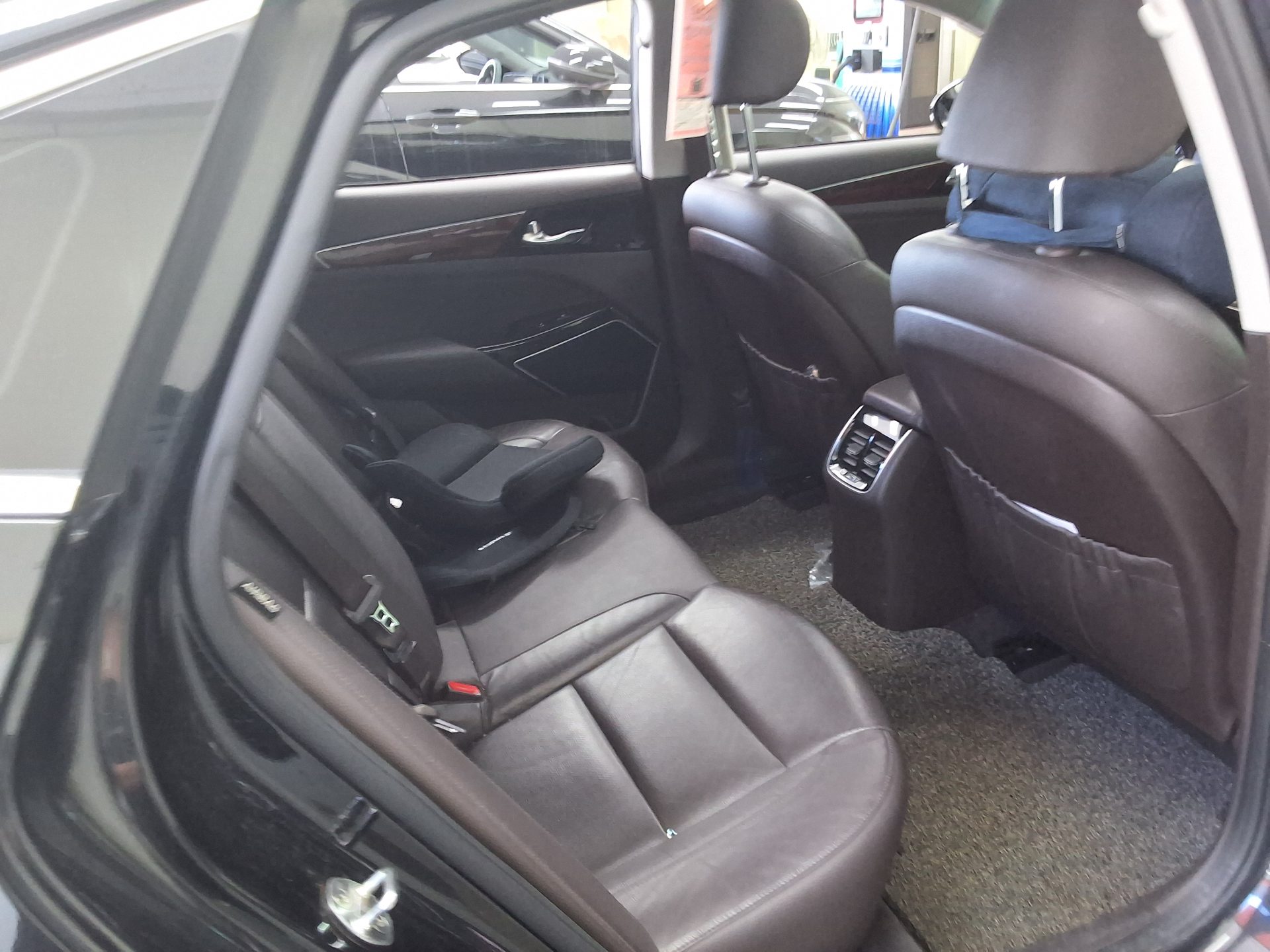 2016 - kia k7