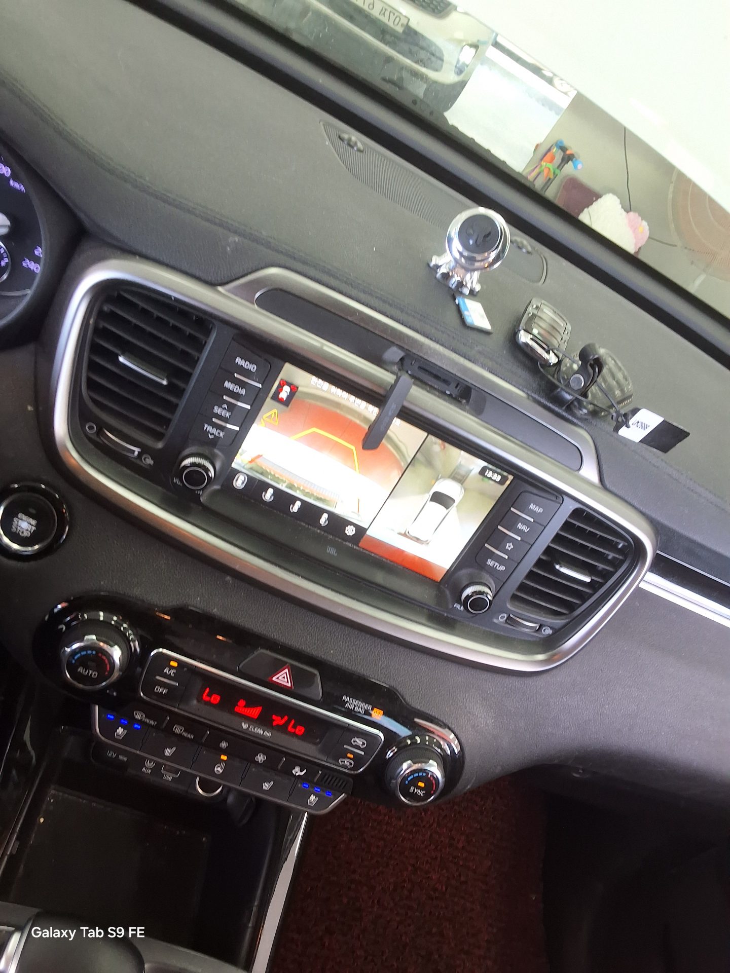 2019 - kia sorento