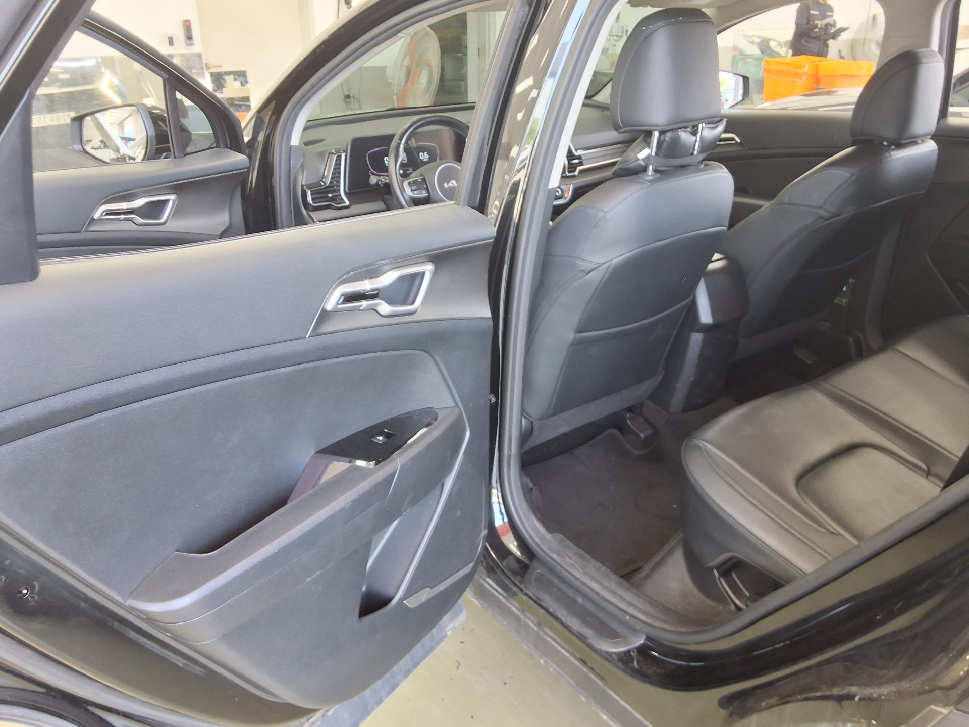 2023 - kia sportage