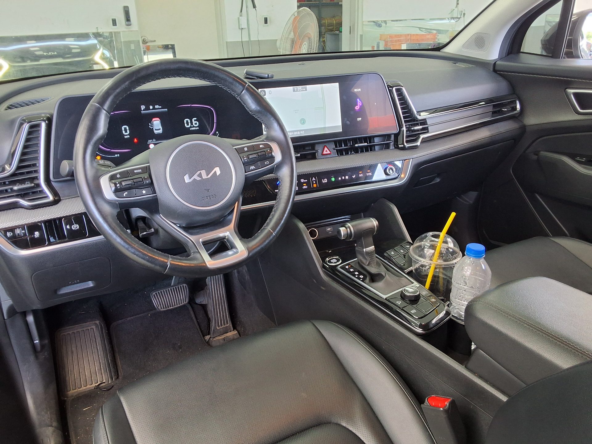 2023 - kia sportage