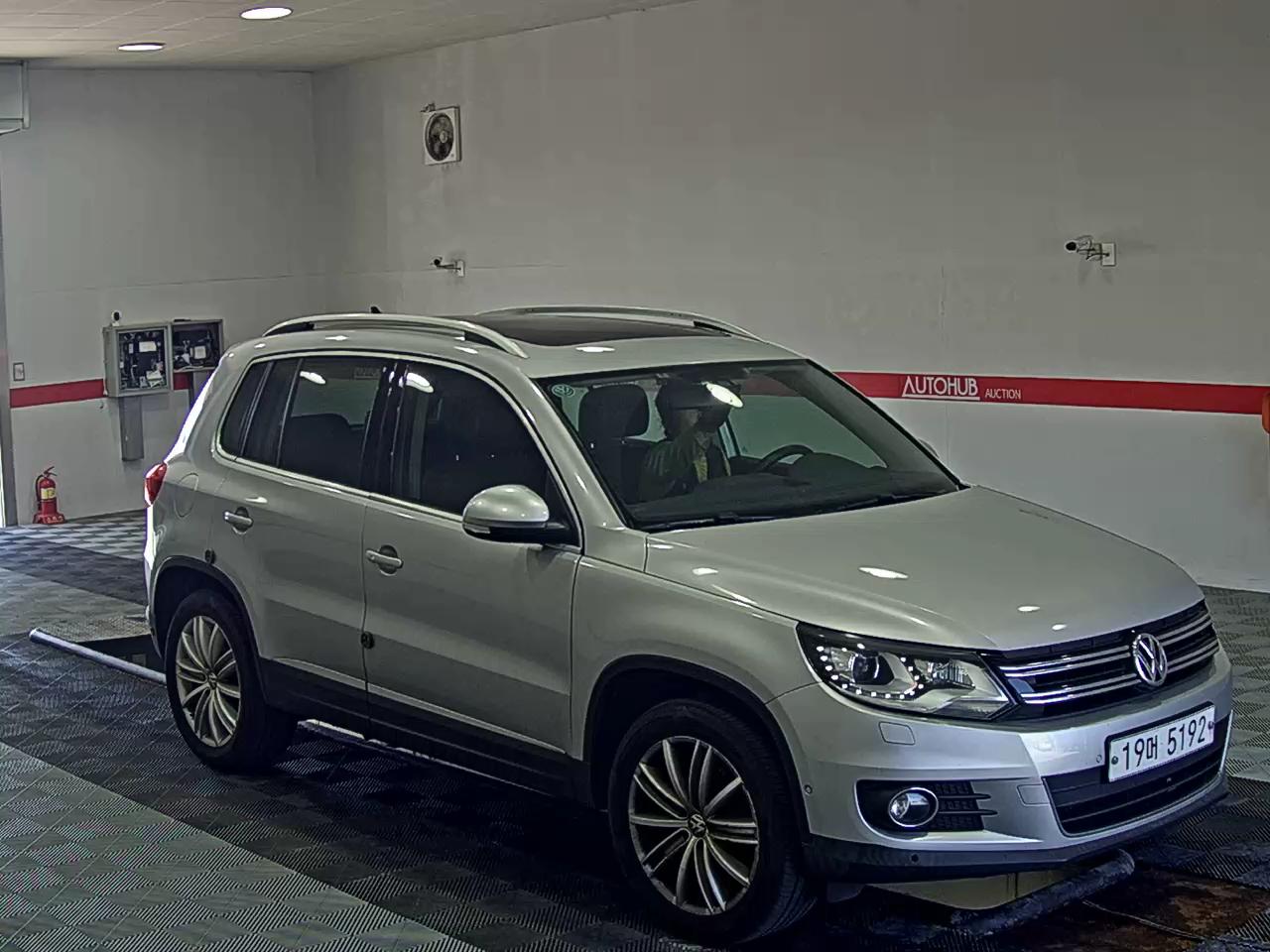 2013 - volkswagen tiguan
