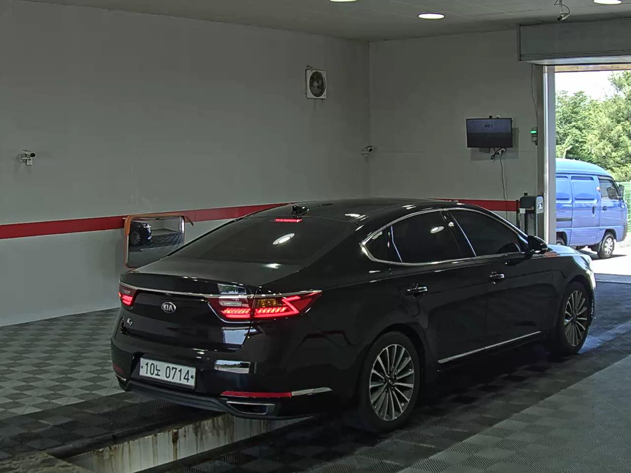 2016 - kia k7