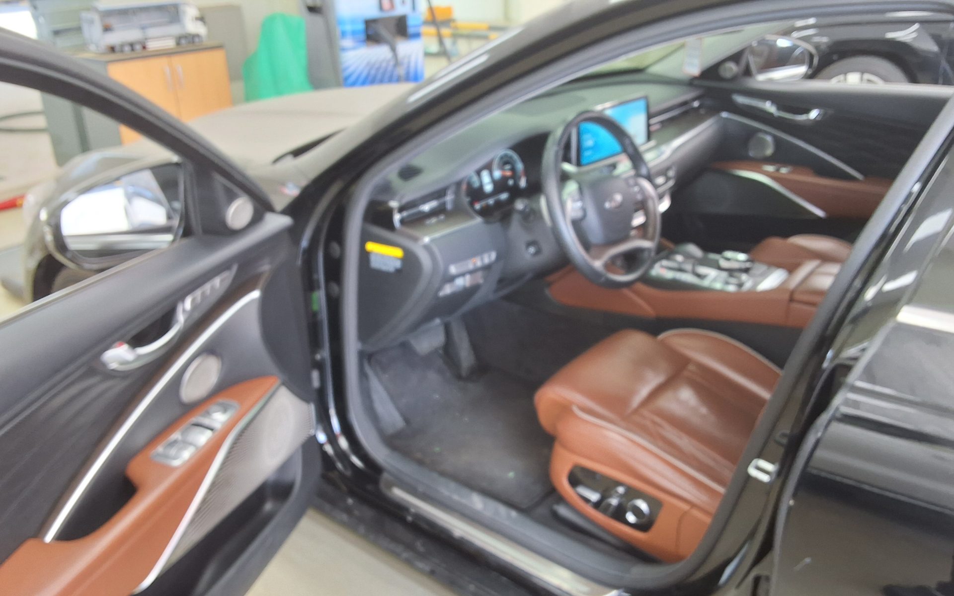 2019 - kia k9