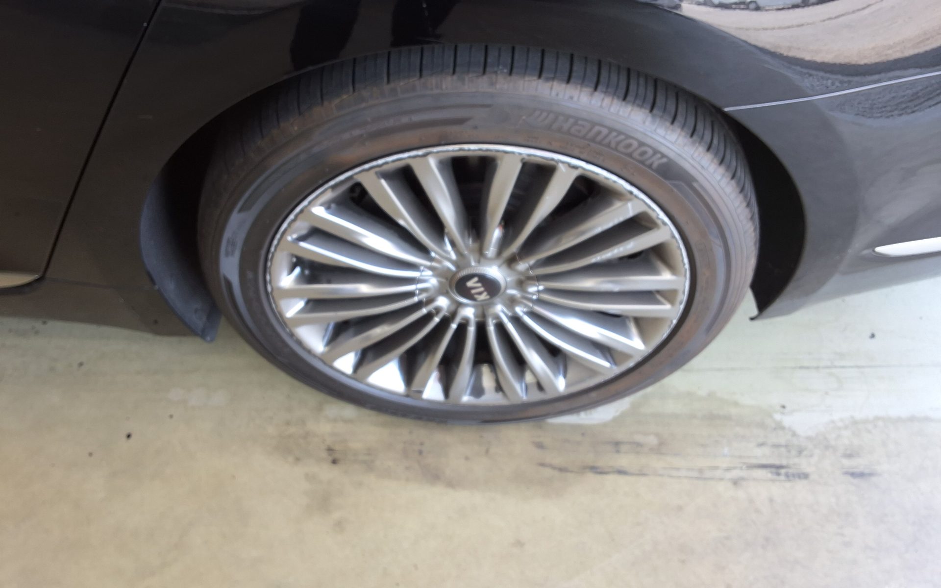 2019 - kia k9