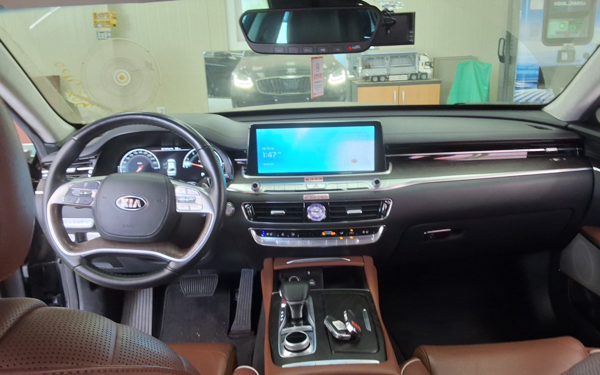 2019 - kia k9
