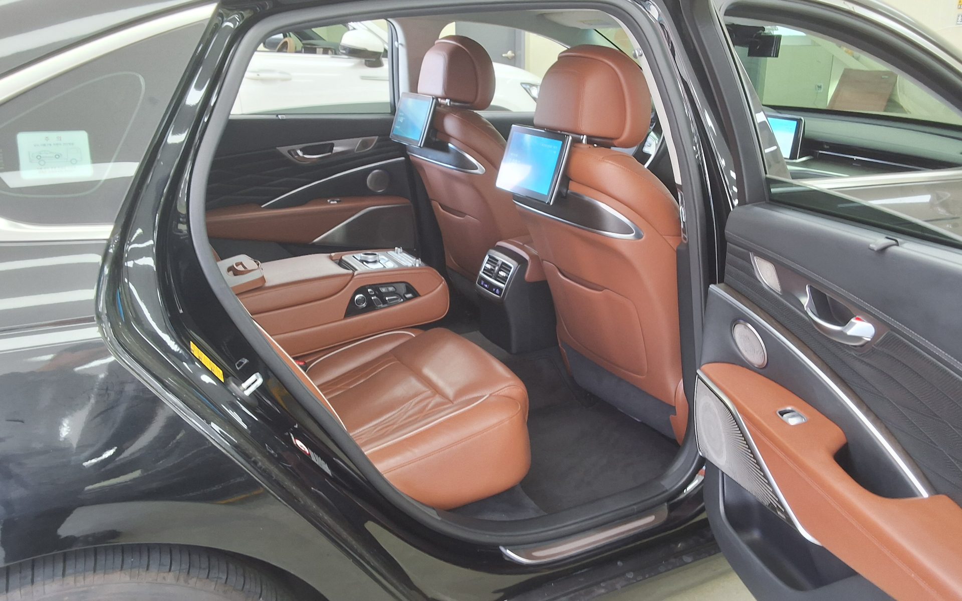 2019 - kia k9
