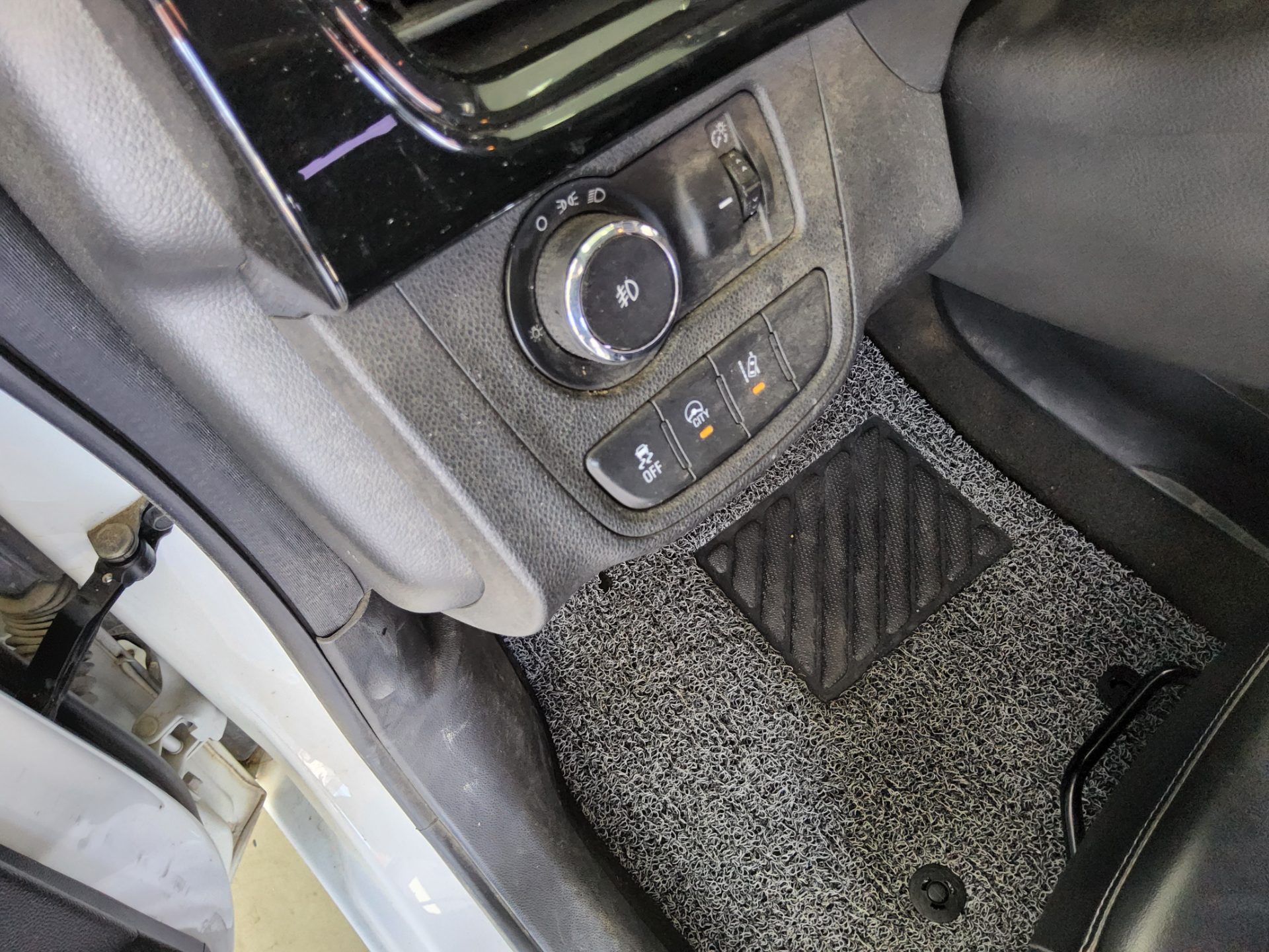 2016 - chevrolet spark