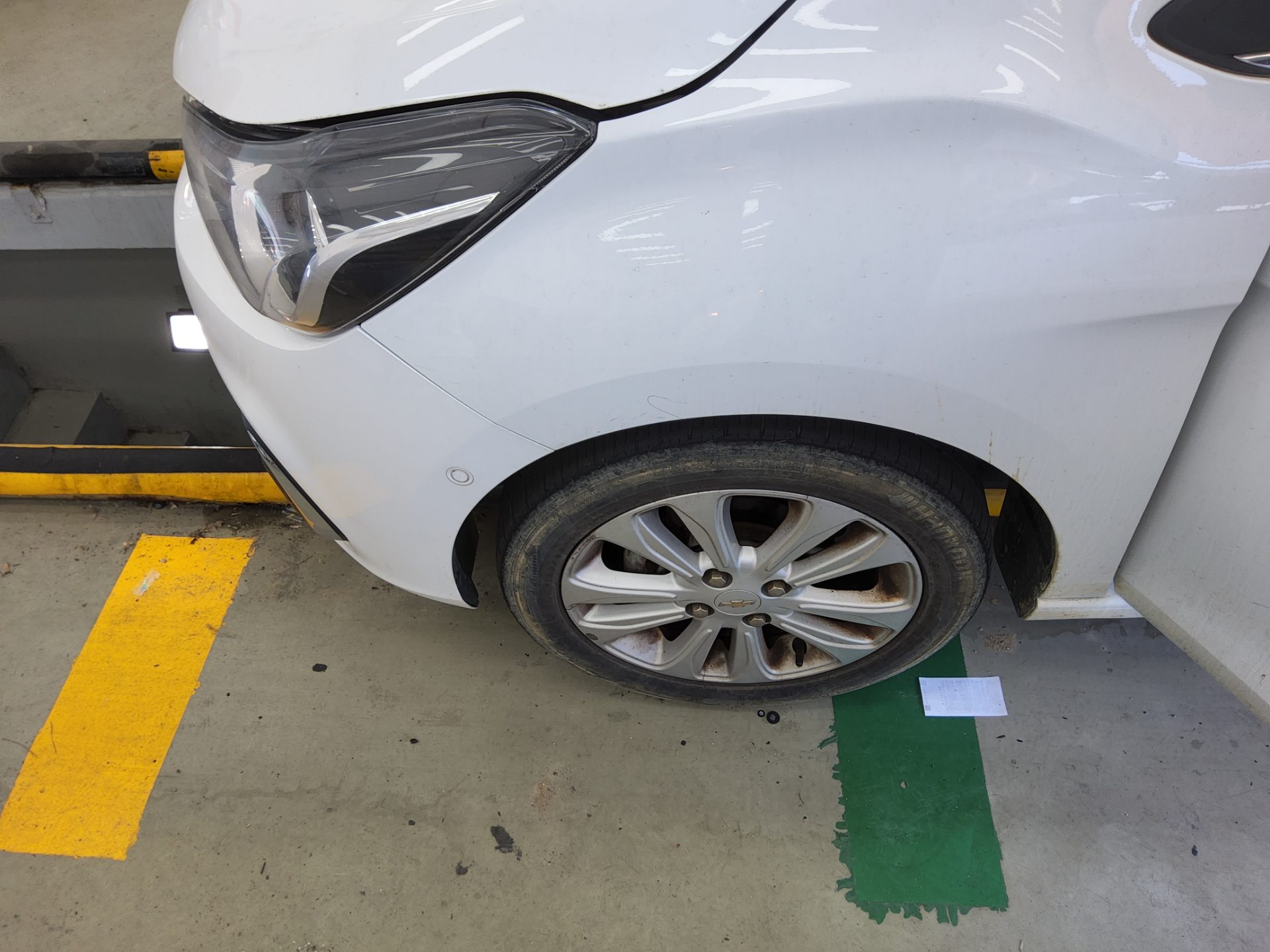 2016 - chevrolet spark