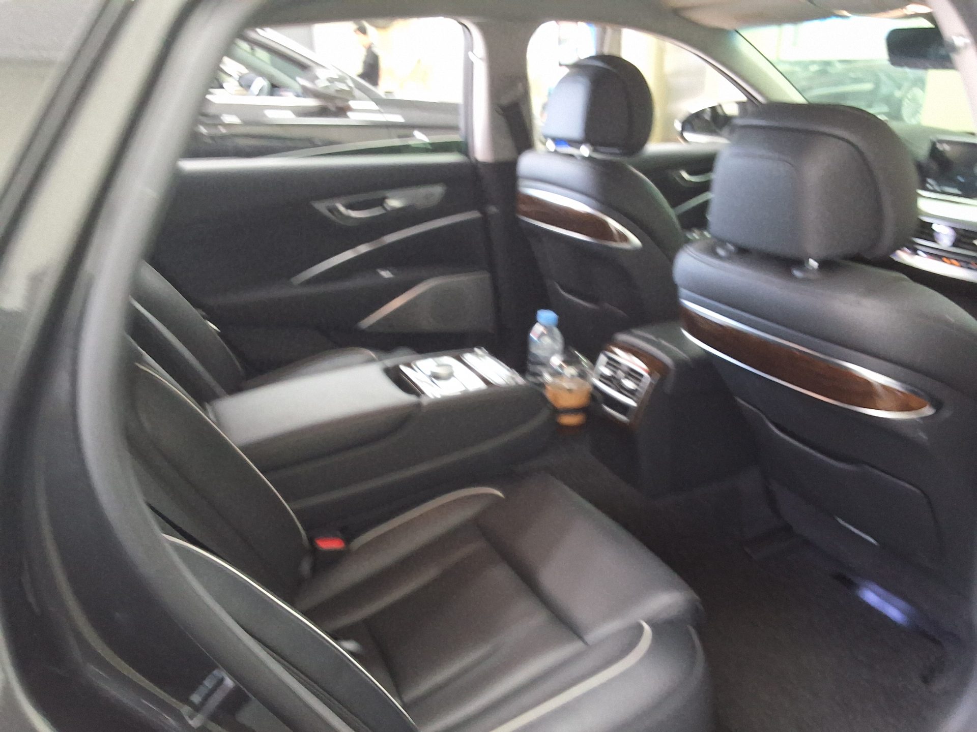 2019 - kia k9