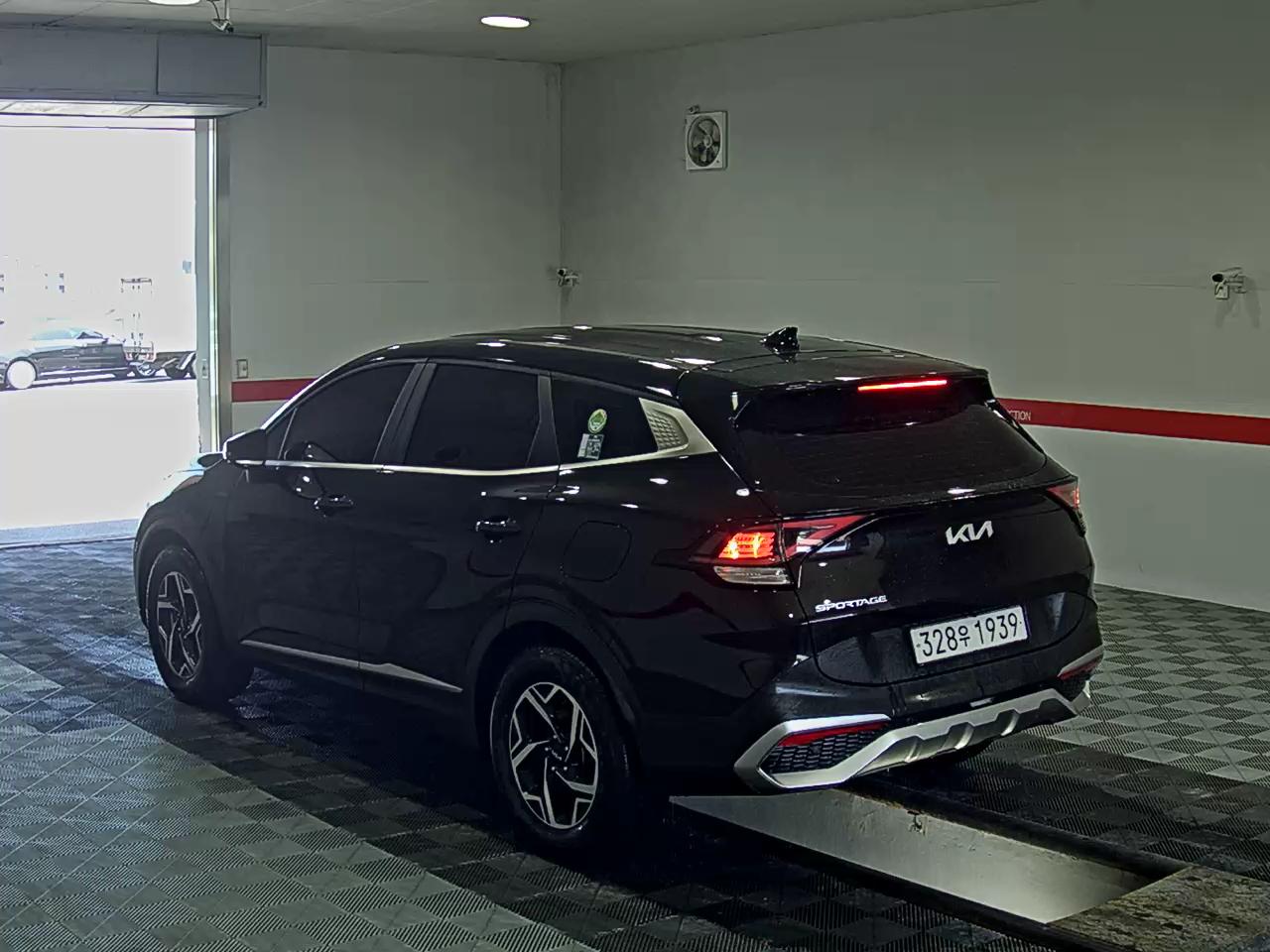 2023 - kia sportage