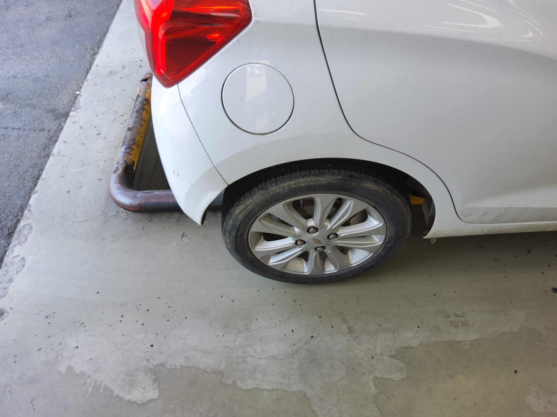 2016 - chevrolet spark