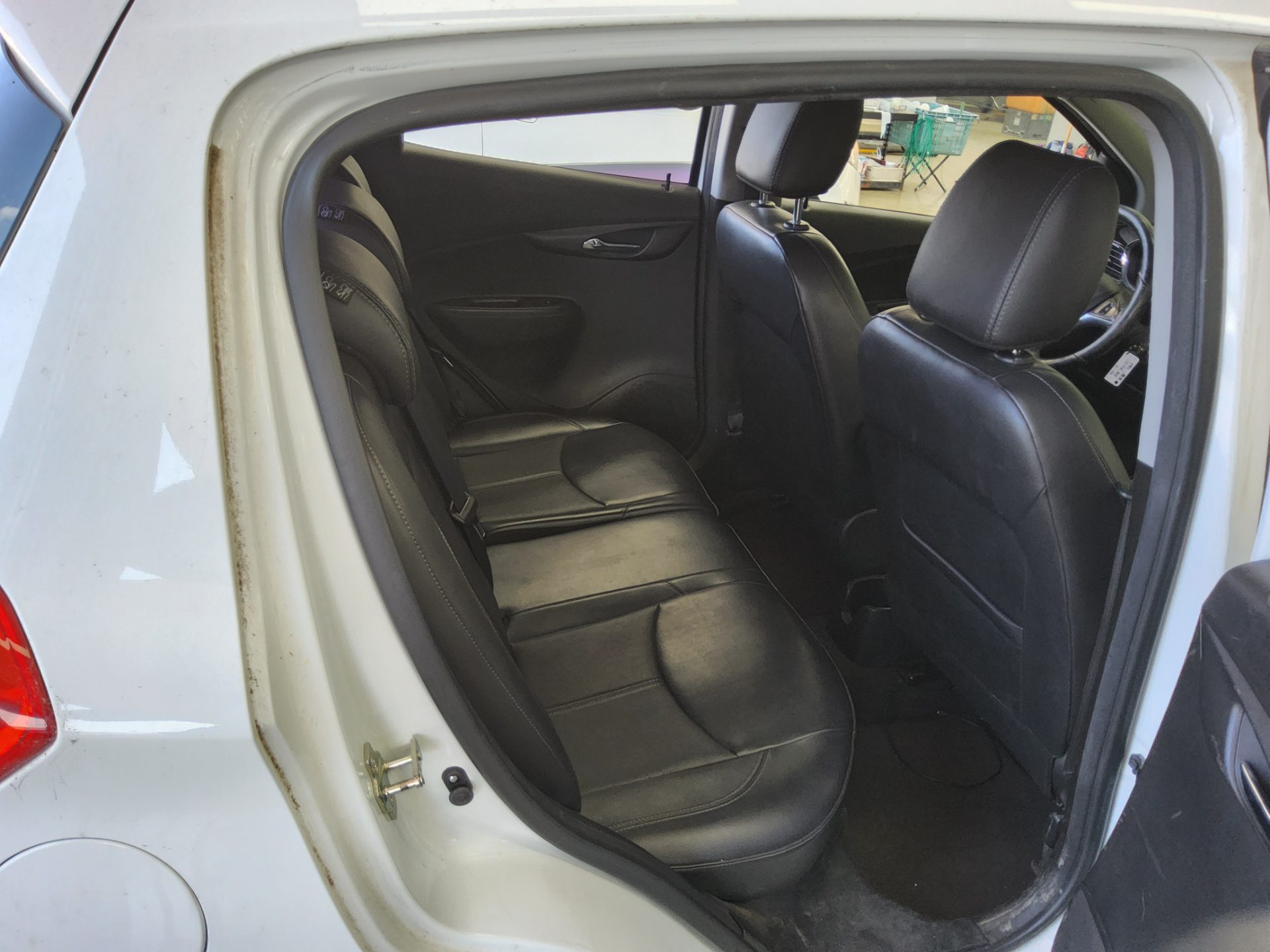 2016 - chevrolet spark