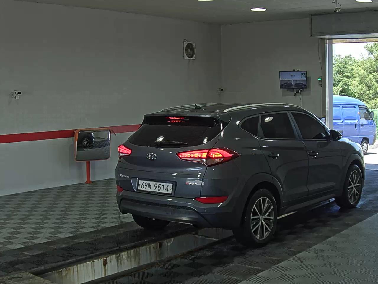 2016 - hyundai tucson