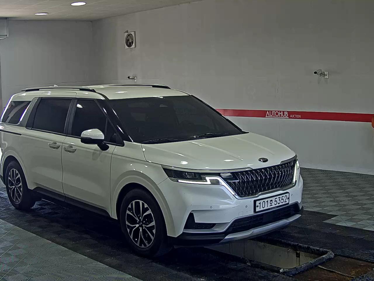 2021 - kia carnival
