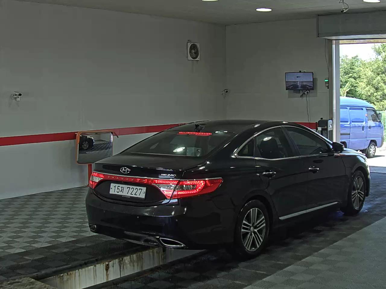 2014 - hyundai grandeur