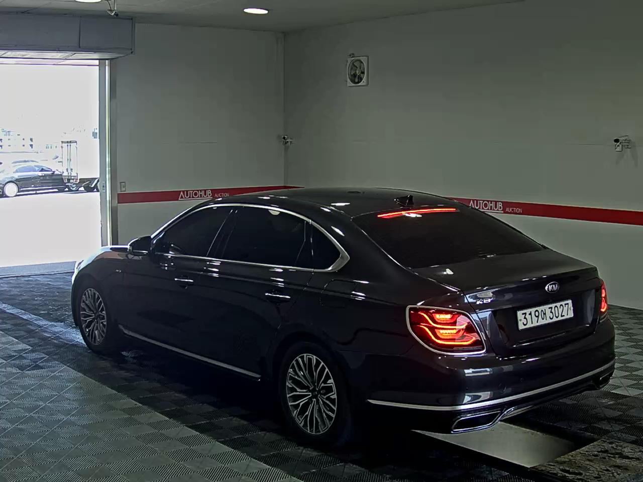 2019 - kia k9