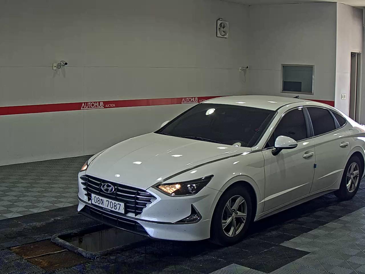 HYUNDAI SONATA (DN8) RENTAL CAR