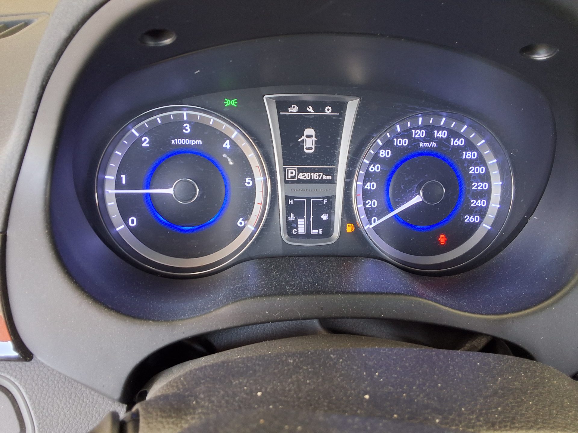 2015 - hyundai grandeur