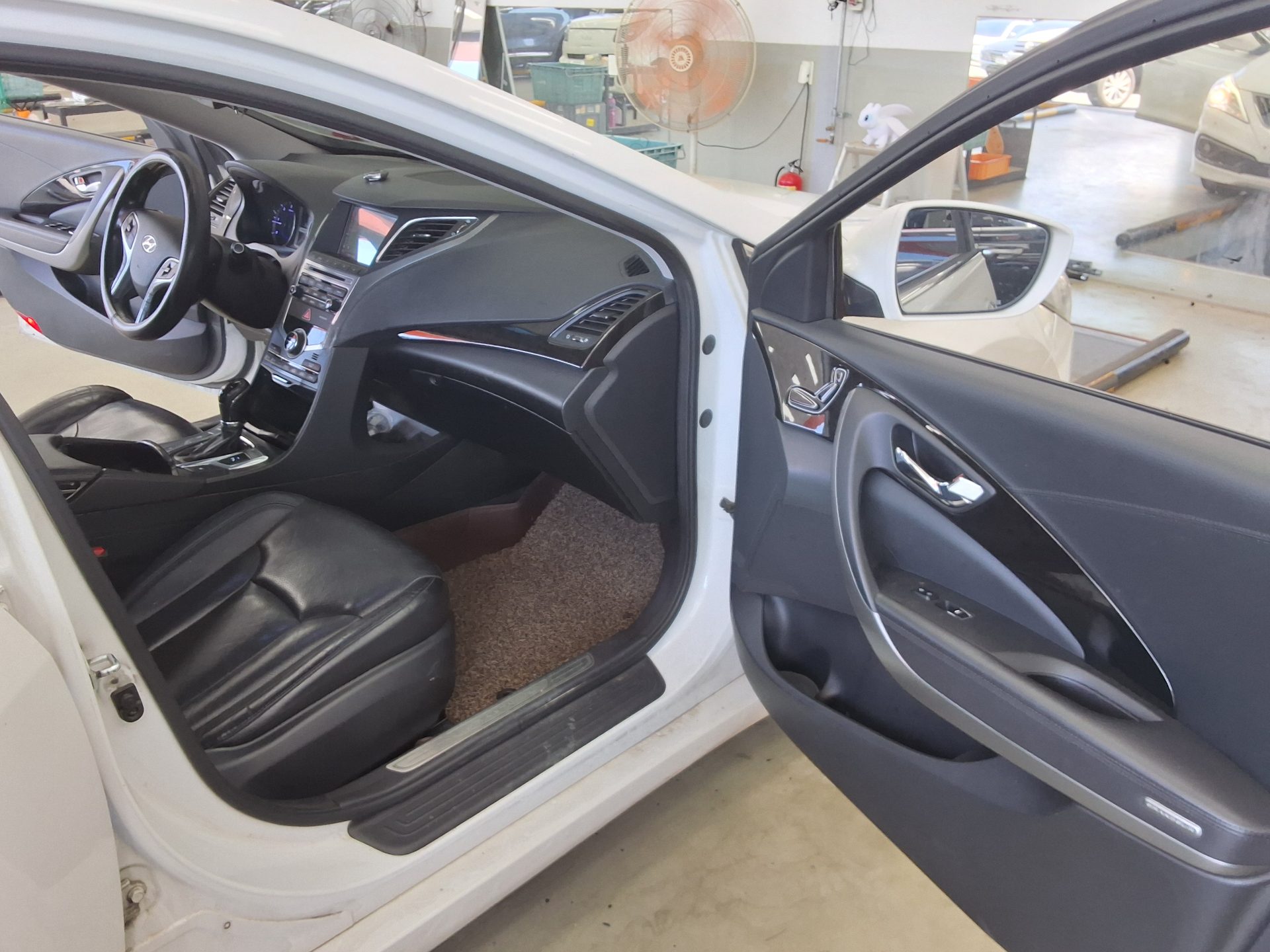 2015 - hyundai grandeur