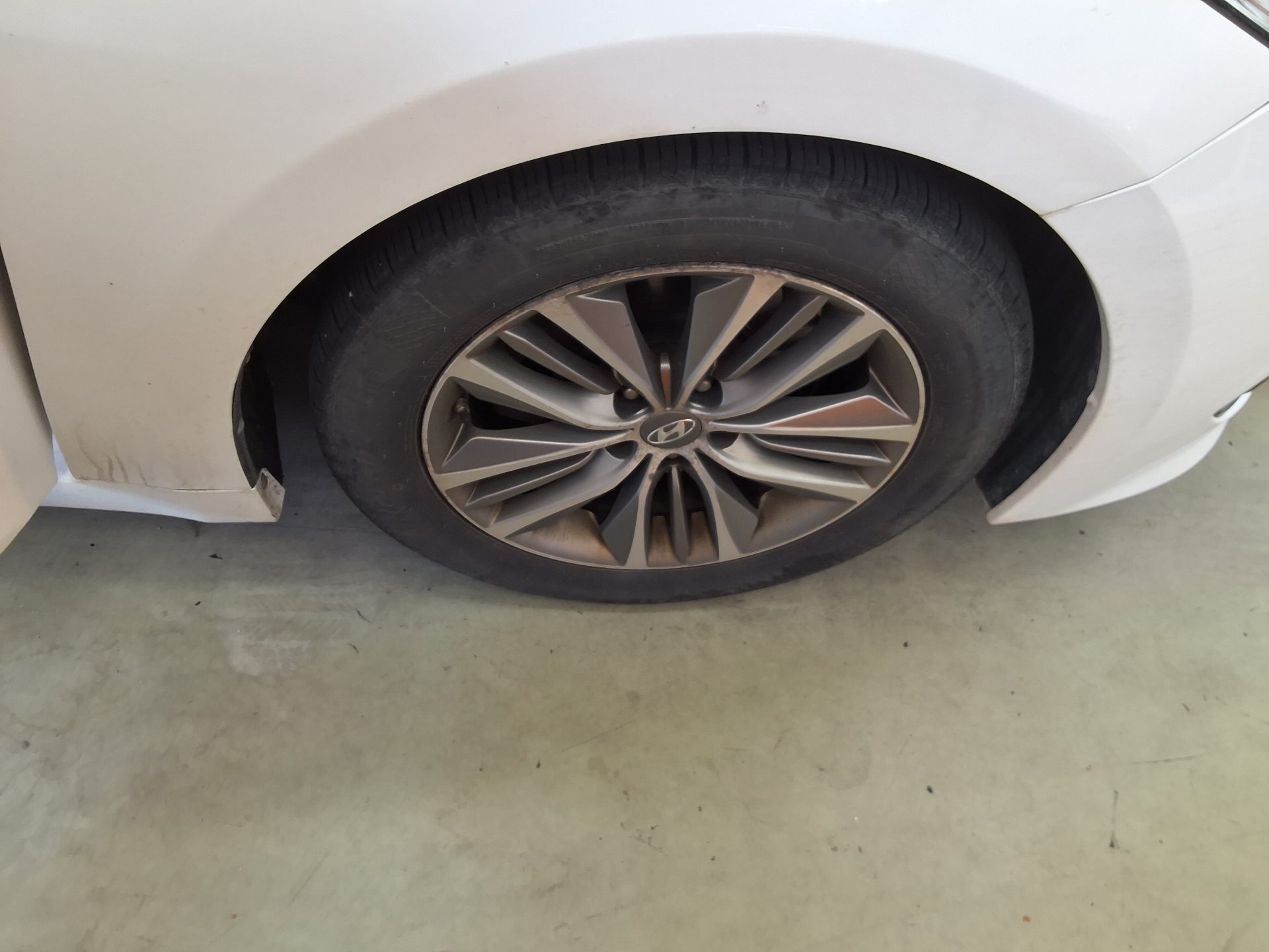 2015 - hyundai grandeur