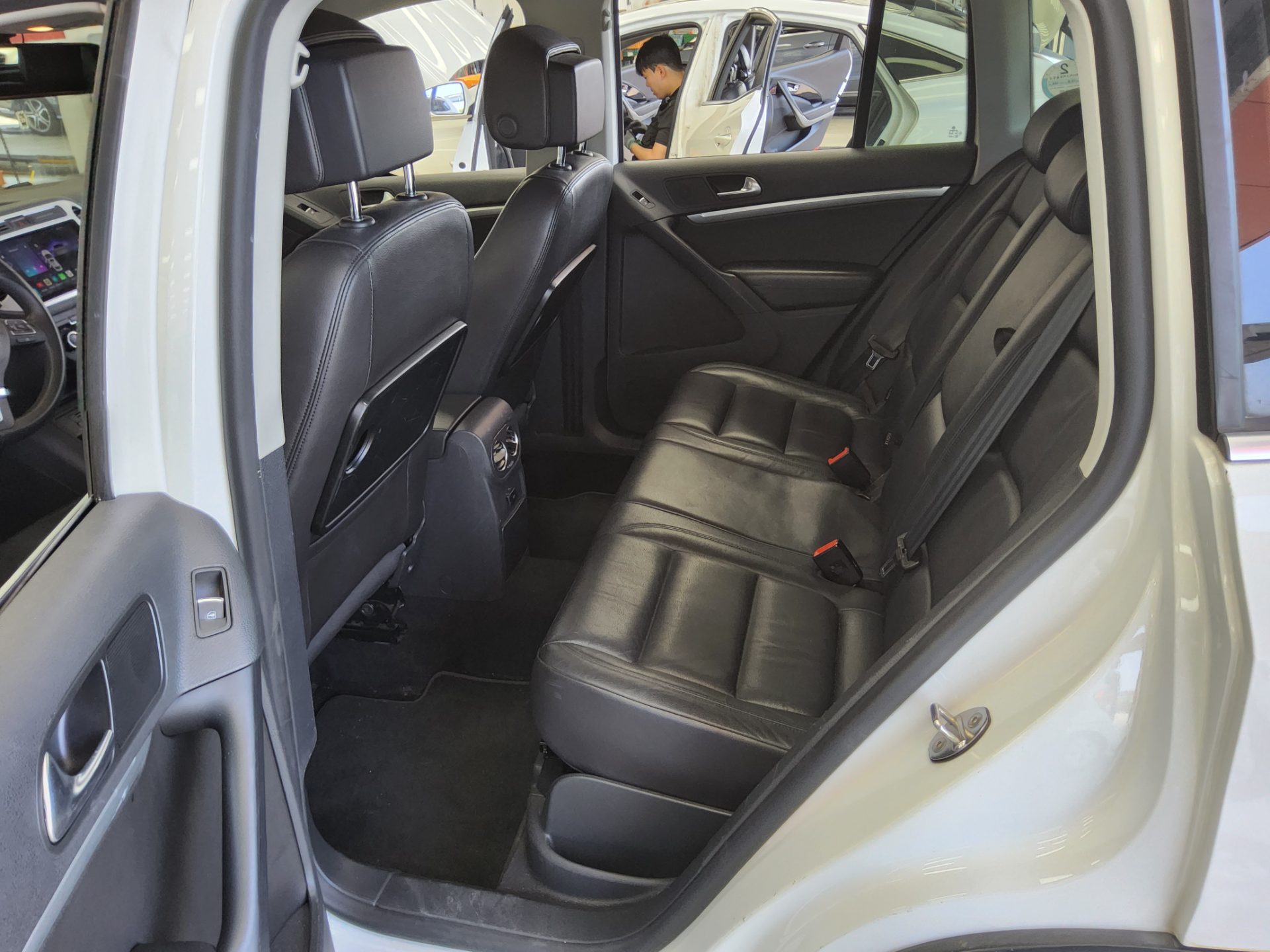 2014 - volkswagen tiguan