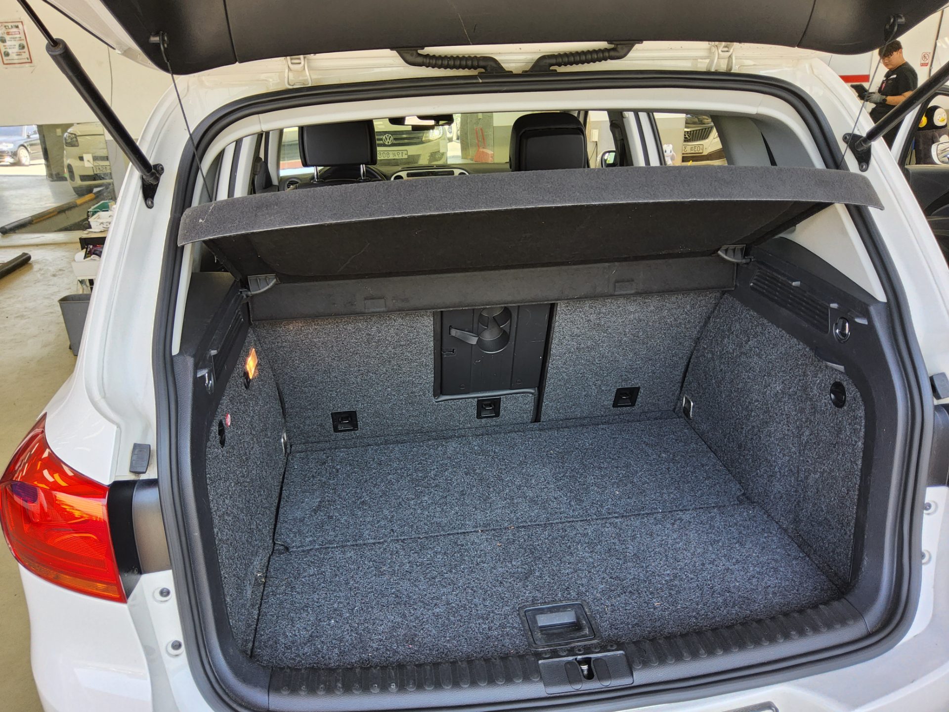 2014 - volkswagen tiguan