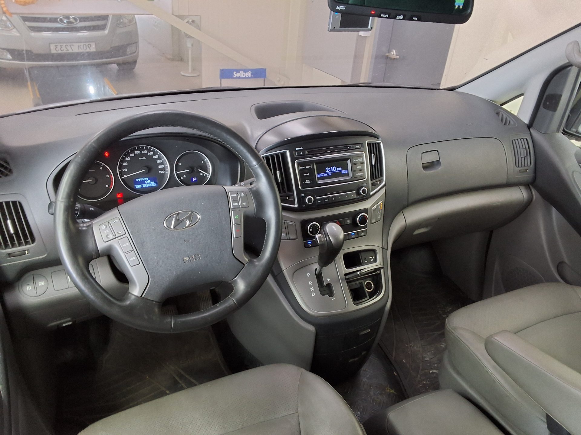 2018 - hyundai grand starex