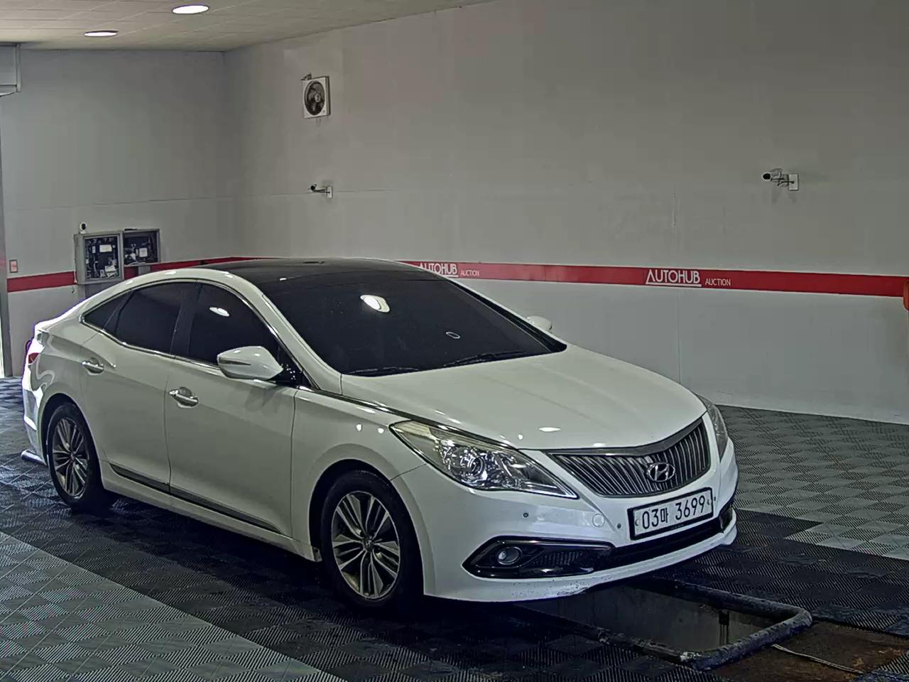 2015 - hyundai grandeur