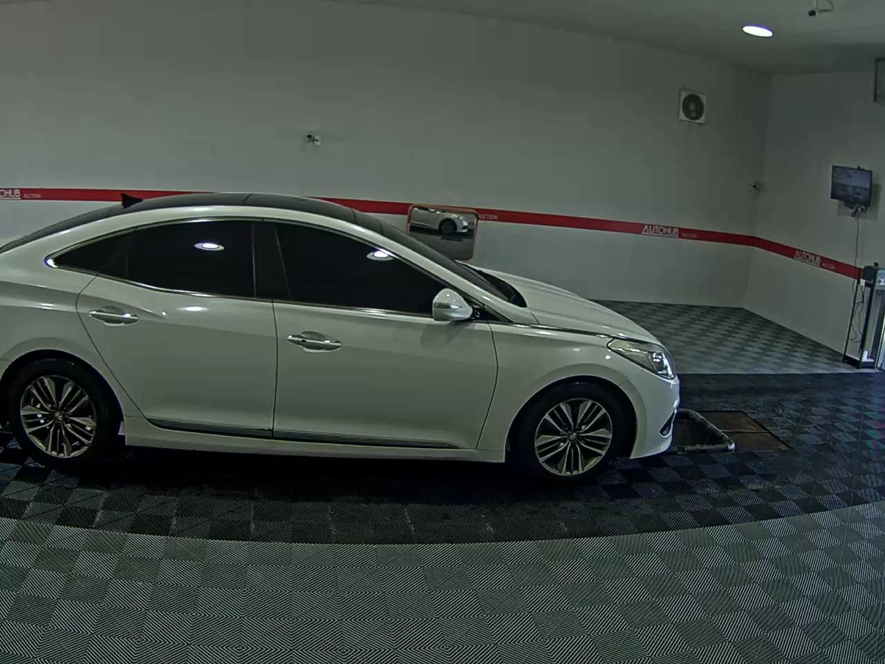 2015 - hyundai grandeur