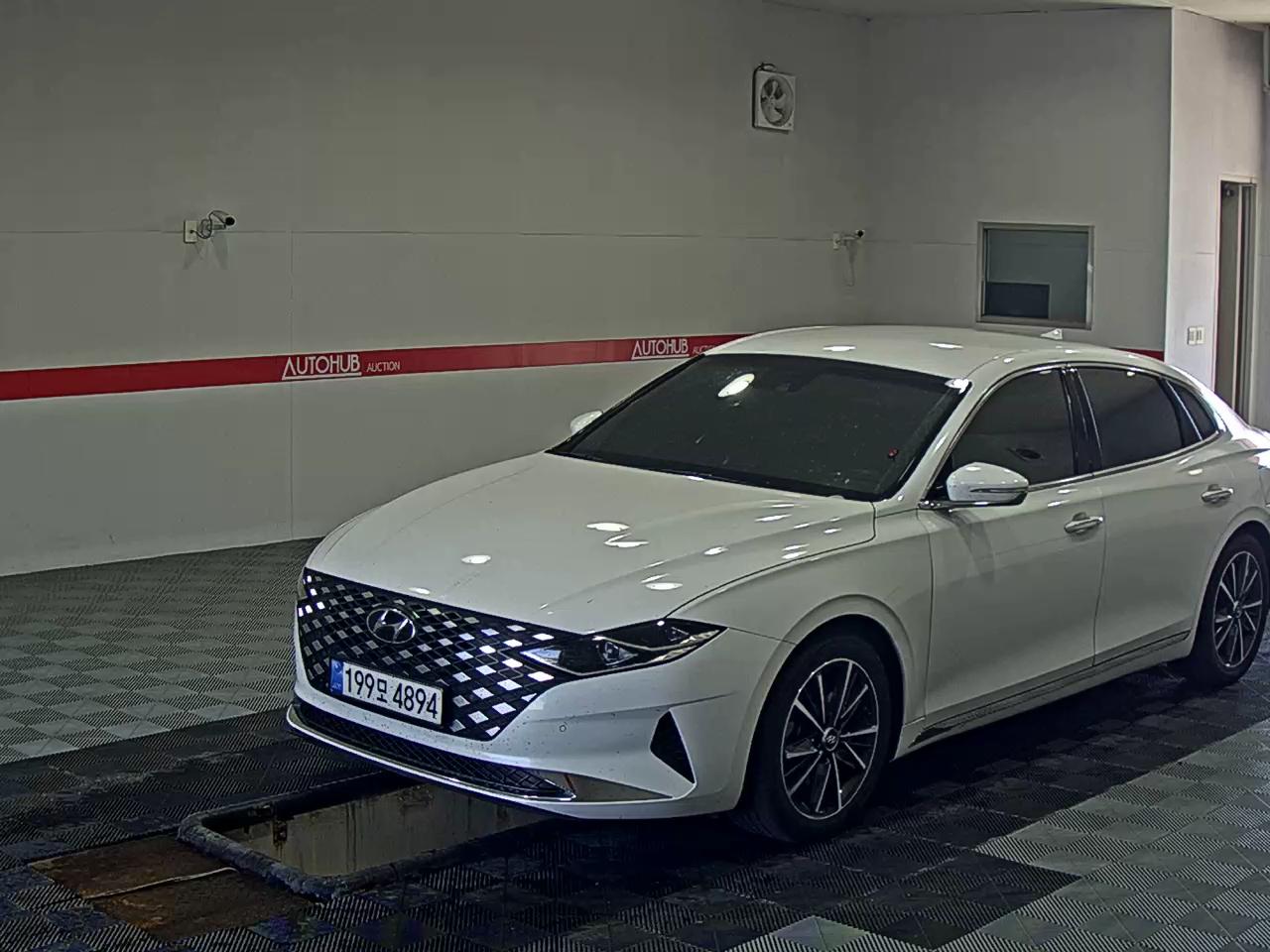 2020 - hyundai grandeur