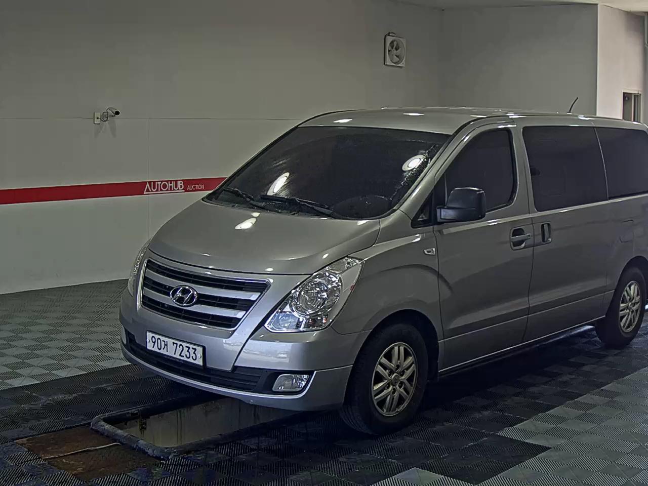 2018 - hyundai grand starex