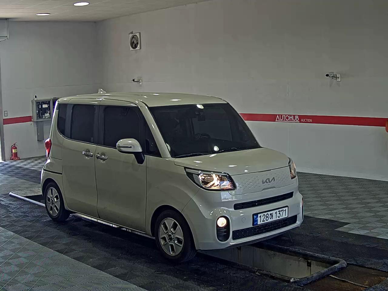 2022 - kia ray