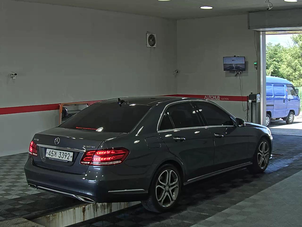 2016 - mercedes-benz e250