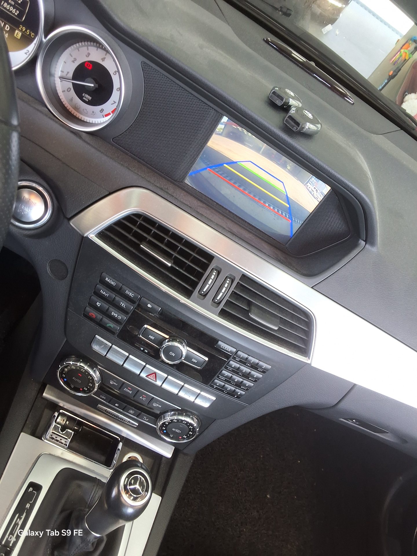 2012 - mercedes-benz c200