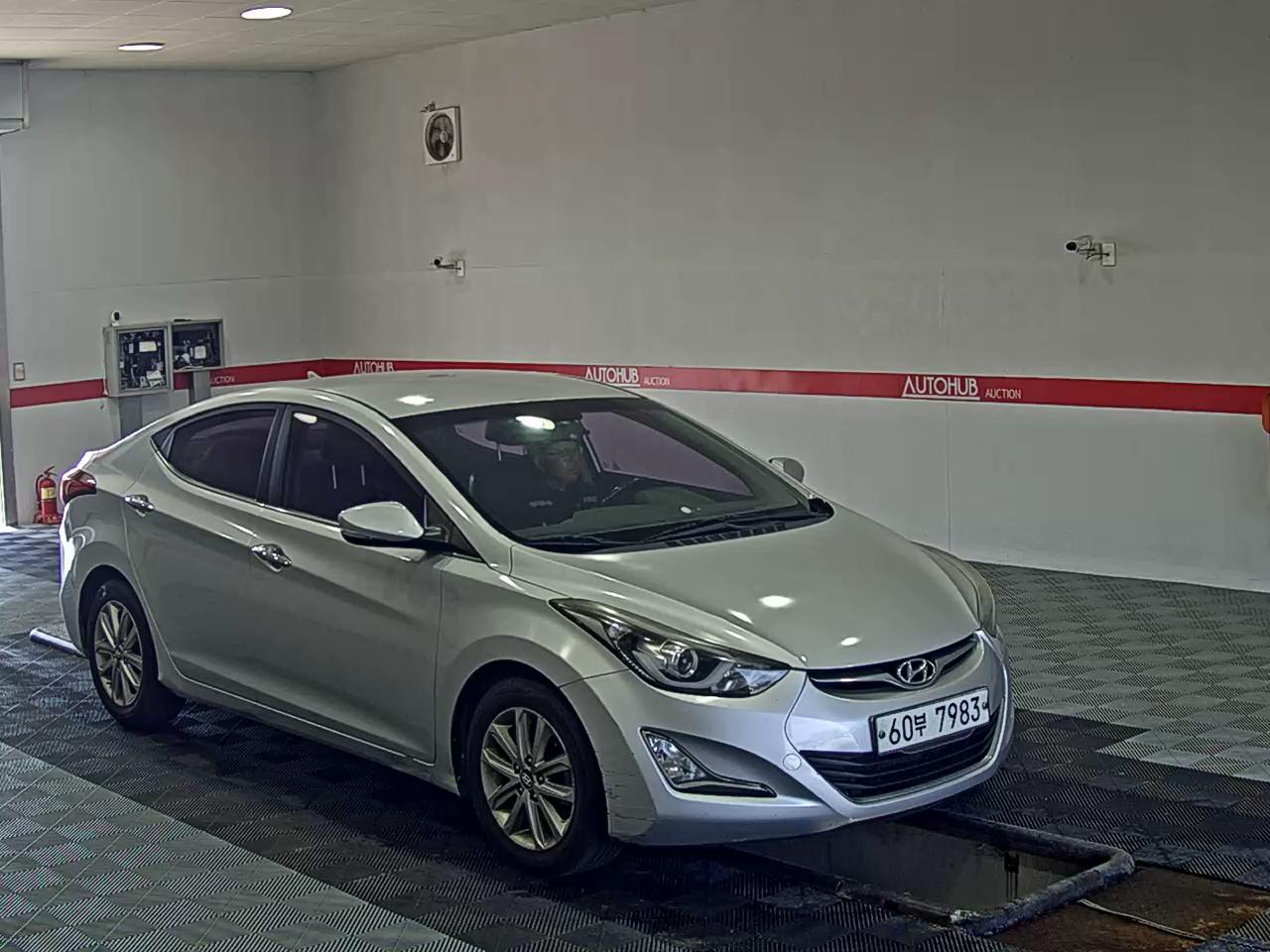 2015 - hyundai avante