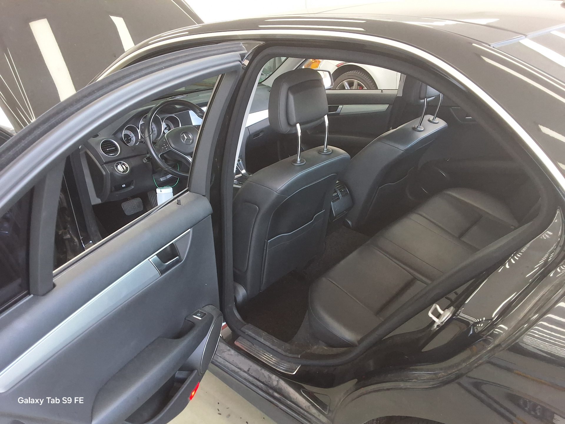 2012 - mercedes-benz c200