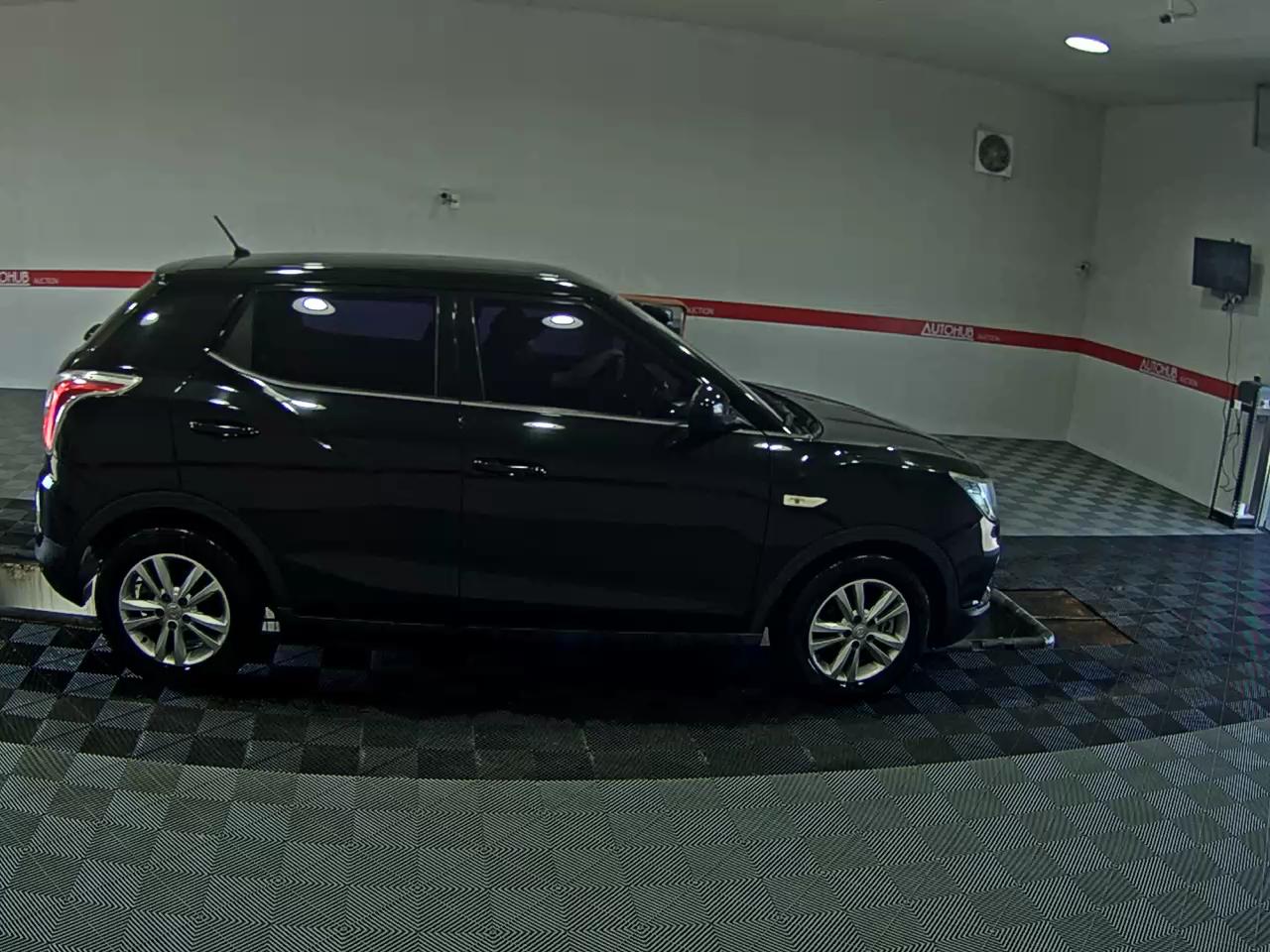 2015 - ssangyong tivoli