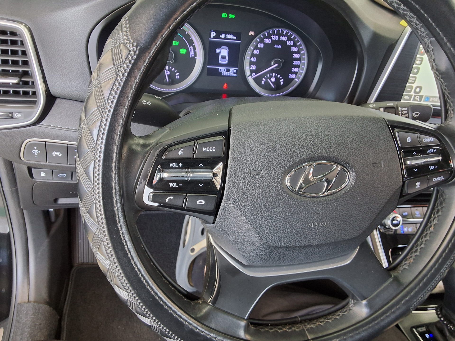 2018 - hyundai grandeur