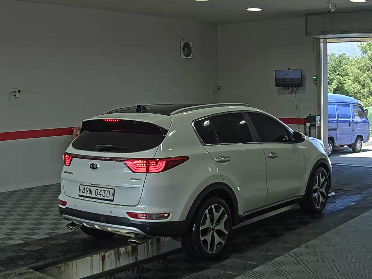2016 - kia sportage