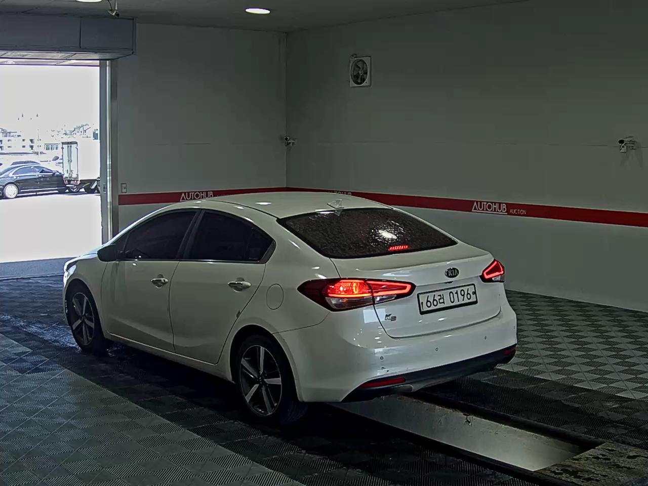 2017 - kia k3