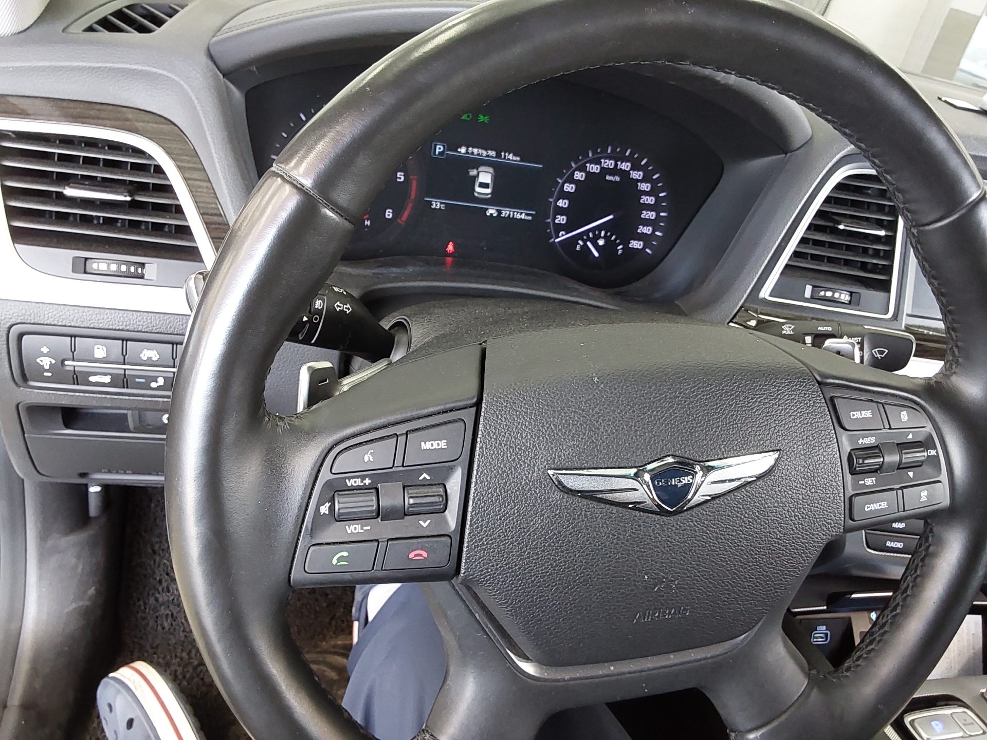 2020 - genesis g80