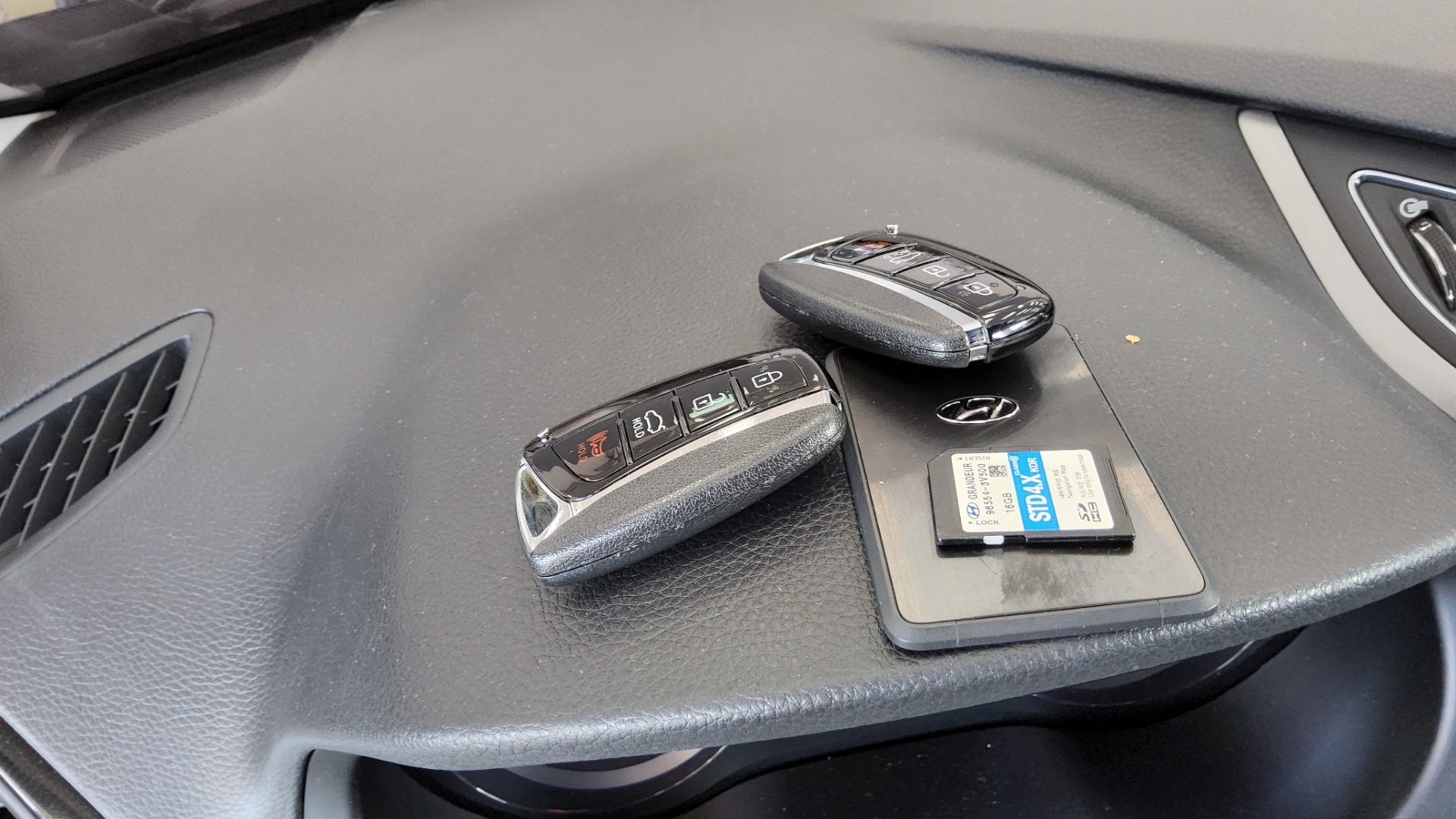 2015 - hyundai grandeur