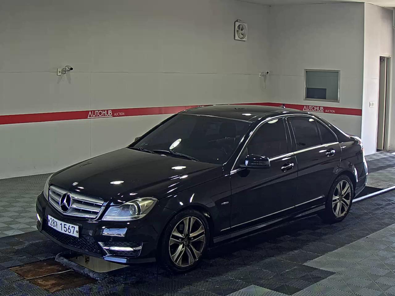 2012 - mercedes-benz c200