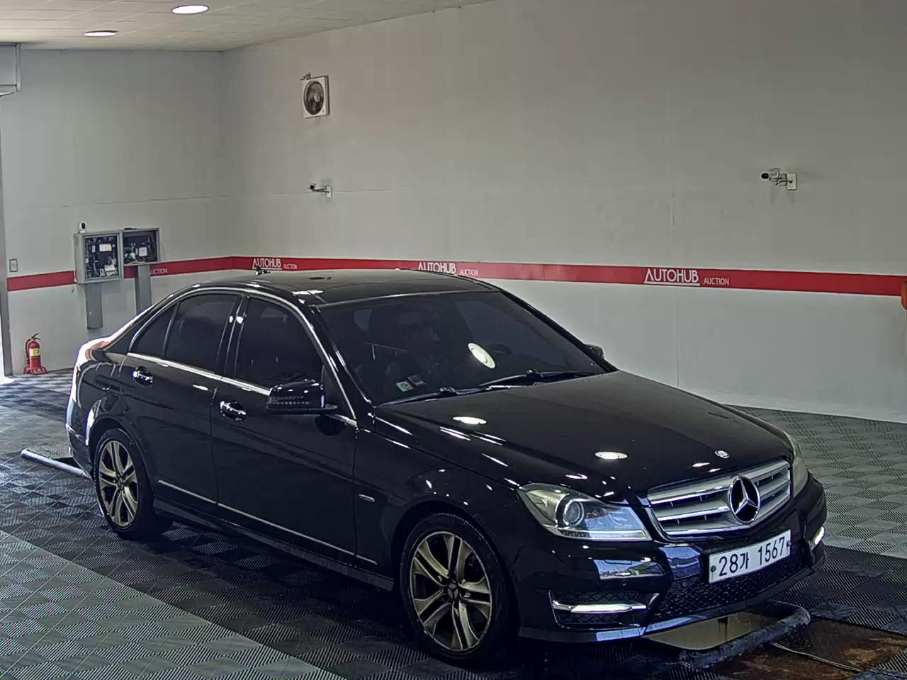 2012 - mercedes-benz c200