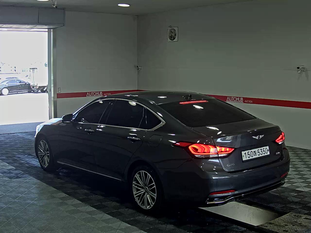 2020 - genesis g80
